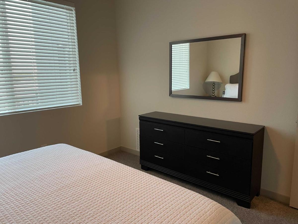 Stay Gia New Modern 1 Bedroom Apartment With Swimming Pool & Gym At Grayson Place Goodyear Dış mekan fotoğraf